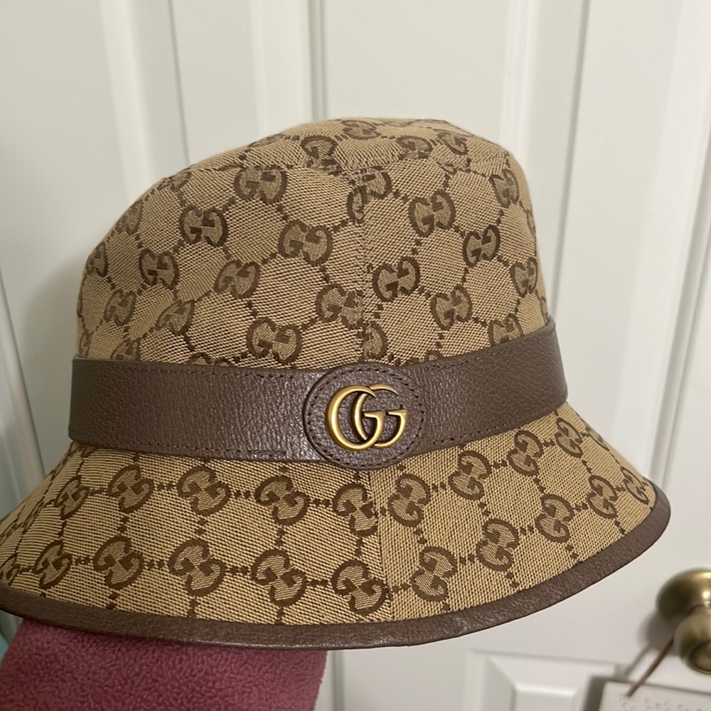 Authentic Gucci bucket hat